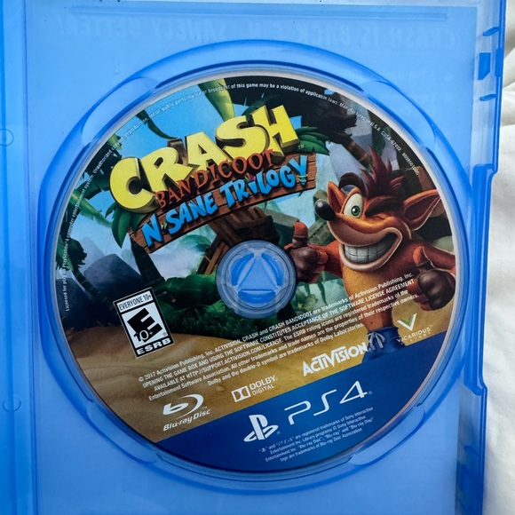 Crash bandicoot PS4 video game - Picture 3 of 3